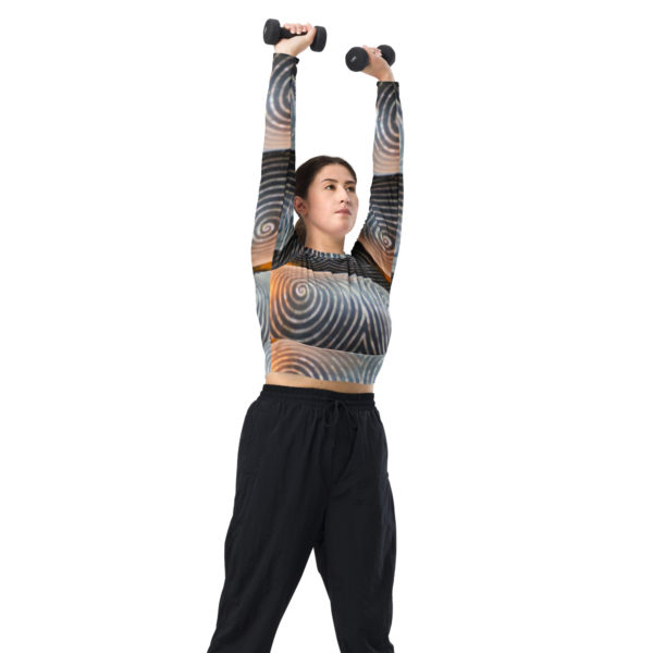 Recycled long-sleeve crop Top "Watpho" - Image 3