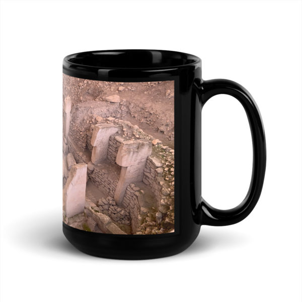 Black Glossy Mug "Göbekli" - Image 5